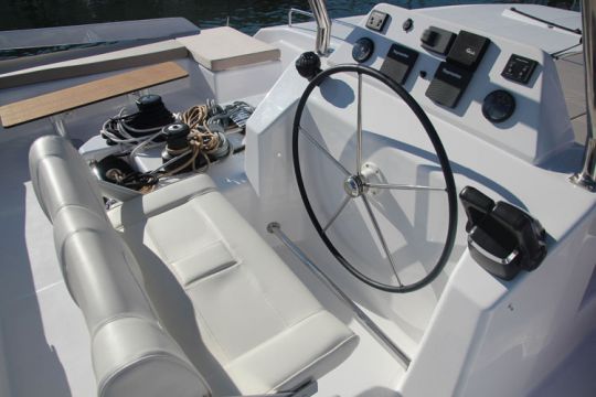 Dufour-Catamaran 48 