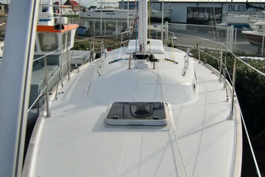 Refit Centurion 32