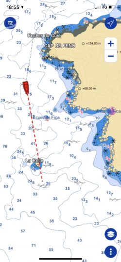 Utilisation de TZ iBoat en navigation, ici la carte vectorielle