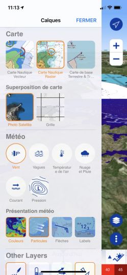 La possibilité de changer de carte ou d'afficher la météo très facilement