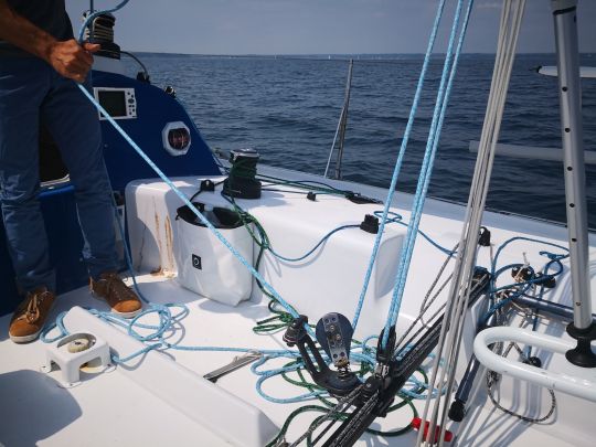 Ecoute de grand-voile au palan