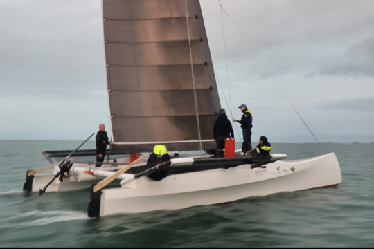 Le catamaran support d'essai de l'ACCWing