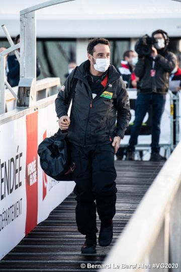 Louis Burton, skipper de Bureau Vallée, premier pénalisé de l'édition 2020