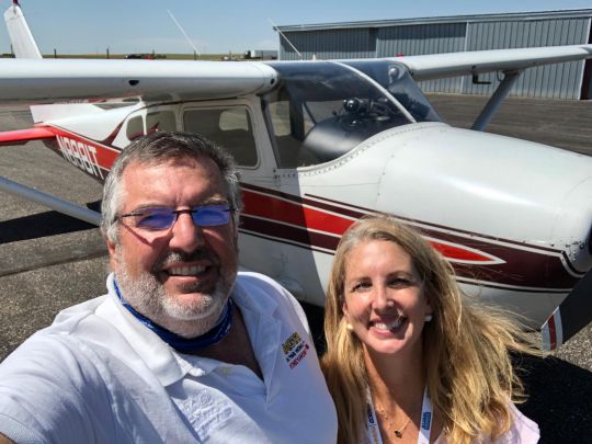 Chris Welsh et sa femme Tina, elle aussi pilote