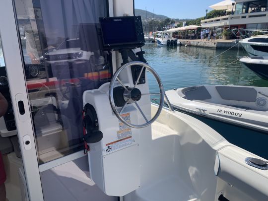 Poste de pilotage de cockpit secondaire