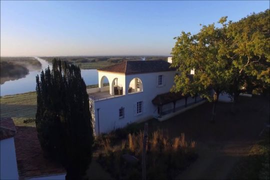 La Maison Guerlain, dire Maison du Lac