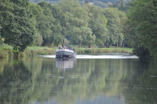 Le canal de Nantes à brest, dans le Finistère (Photo : La route de l'Ardoise)