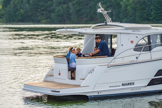 La plage arrière du Marex 330 Scandinavia