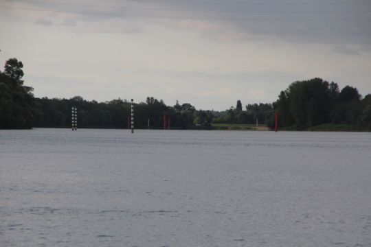 Le balisage est à respecter scrupuleusement sur la Saône ! (Photo : FX Ricardou)