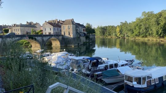 La jolie halte de Verdun-Sur-Le-Doubs (Photo : FX Ricardou)