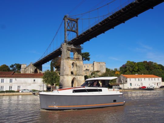 Un bateau mixte permet de varier les plaisirs