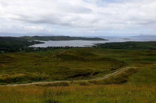 Vue du Loch nan Ceall depuis les pentes du Sgùrr an t-Sasunnaich