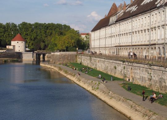 Des quai lumineux et animés