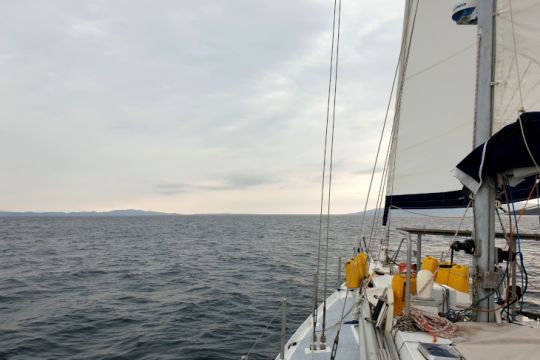 Arthur en navigation dans le Inner sound, Ecosse