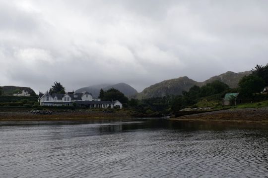 Le village de Poolewe dans le Loch Ewe au nord-ouest de l'Ecosse