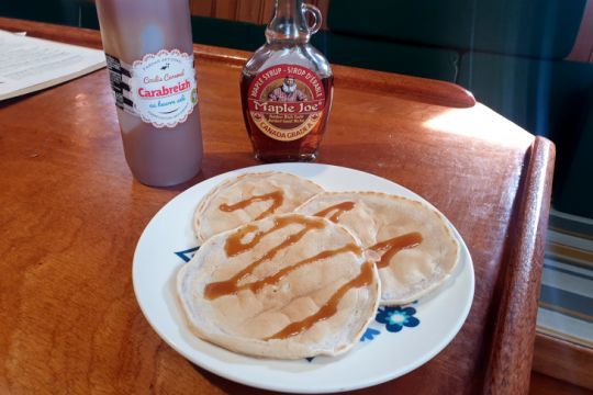 Les pancakes au caramel