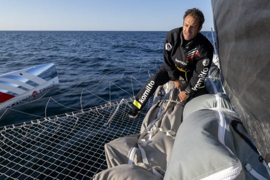 Eric Péron sur l'Ocean Fifty Komilfo © Ronan Gladu