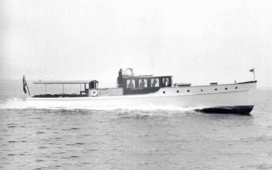 Un Commuter Boat des années 30