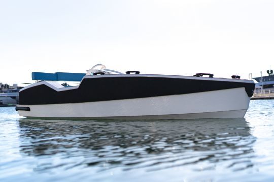 Le design moderne du Tender 400