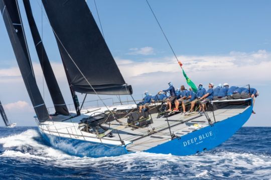 Le Maxi Deep Blue sur la Rolex Cup 2021 © Giovanni Tesei/giovannitesei.com