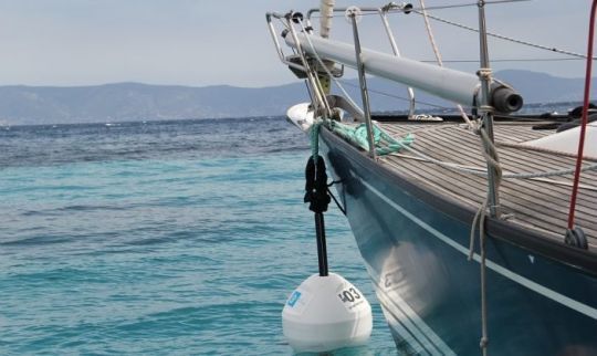 Les bouées déjà en place à Port-Cros