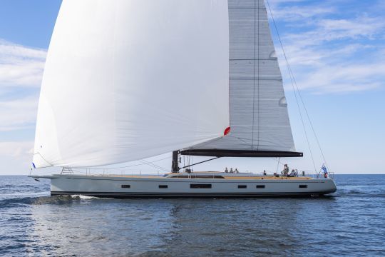 Des lignes élégantes pour ce yacht de 33 m de long