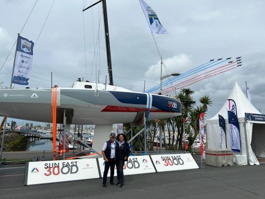 Présentation officielle du Sun Fast 30 OD sur le village de la course de la Rolex Fastnet Race