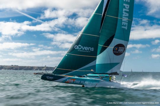 L'IMOCA For the Planet rapide dans les Courreaux de Groix termine 5e avec une vitesse de 26,3 noeuds en 2,56 minutes © Jean-Marie Liot