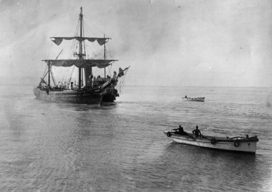 Le Ferreira remorqué jusqu'à Table Bay, en Afrique du Sud. 1916 © Royal Museums Greenwich