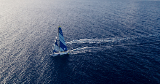 L'IMOCA Monnoyeur - Duo For a Job © LK Roquais