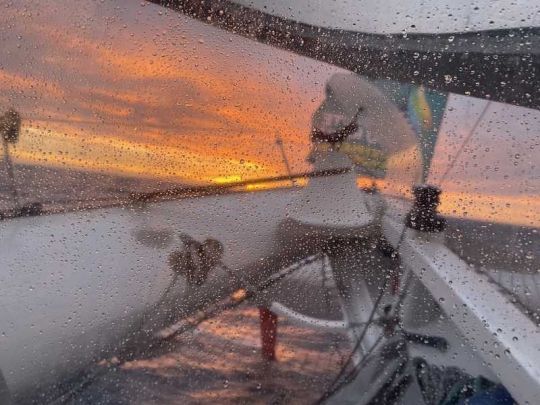 Levé soleil dans le Golfe de Gascogne