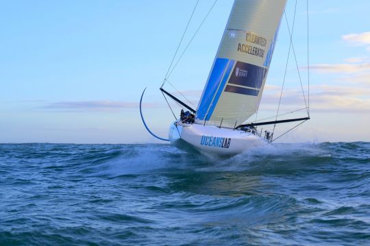 Le premier bateau de course à hydrogène, OceansLab © Olivier Blanchet