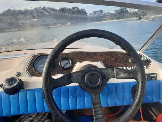 Un speedo, une jauge, et rien d'électronique!