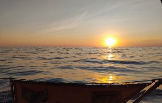 Coucher de soleil sur une journée idyllique