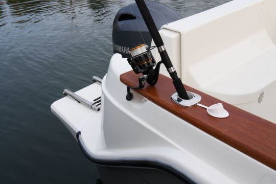 Le porte canne est de série ©YamahaMarine