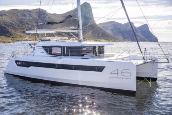 Leopard 46 presenta un diseo moderno