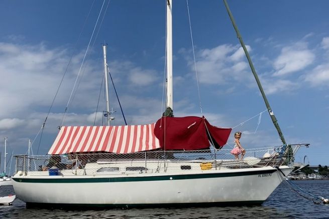 Blowing in the Winde, el Ericson 28 de Tom & Anna