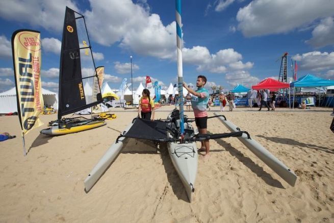 Navegacin ligera en la playa de Grand Pavois