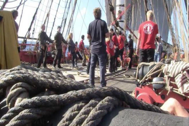 Las maniobras en la Hermione - 2 videos