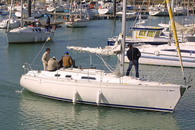 Definicin administrativa de barco de vela, qu barco de vela necesita una licencia de navegacin?
