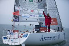 Victoria de Erwan Tabarly en la 1 etapa de la Solitaire Bompard Le Figaro