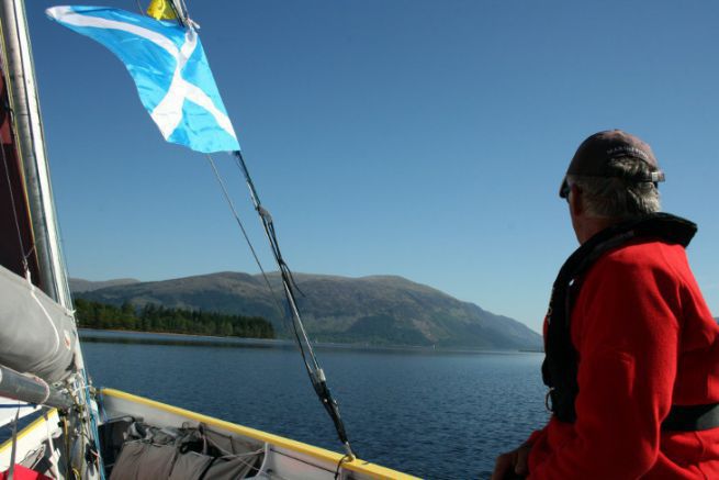 SailCaledonia: Etapa 2/5, primera navegacin por los lagos de Escocia