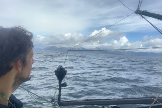 Dalin, a bordo del Apivia, para doblar el Cabo de Hornos en la Vende Globe 2020