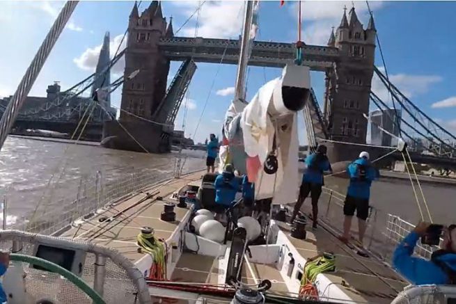 Desfile y presentacin antes de la gran salida de la regata Clipper Round World Race