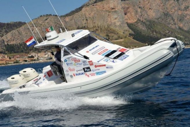 Del Mediterráneo al Pacífico en lancha a motor