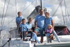Toda la familia : Hubert , Juliette y sus 4 hijos