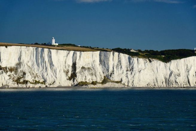 Los acantilados de Dover, la famosa puerta de entrada al Reino Unido, son ahora ms accesibles para los europeos