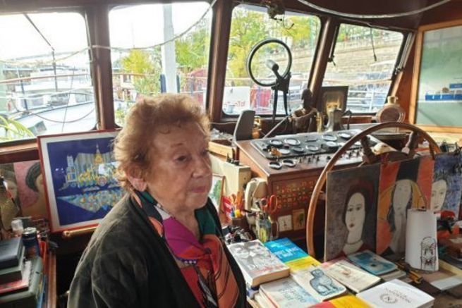 Charlette Thvenot, a bordo del Phoque, en el puerto del Arsenal, en el barrio de la Bastilla de Pars
