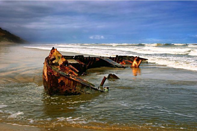 Askoy II, la historia del barco de Jacques Brel salvado de las arenas en Nueva Zelanda