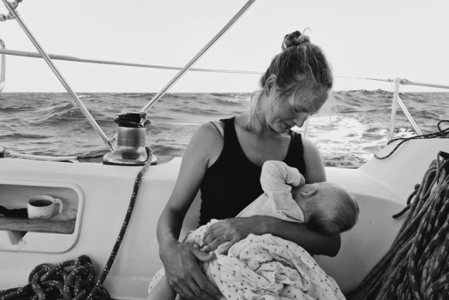 Embarazo a bordo de un velero: dar la bienvenida al beb en el barco